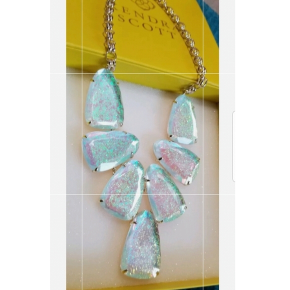 IRIDESCENT DICHROIC FOIL HARLOW NECKLACE GOLD TX - Picture 9 of 11